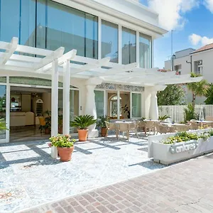 2* Hotel Antares