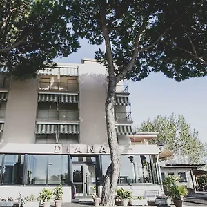 2* Hotel Diana
